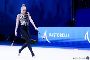 ukr 35597 onopriienko viktoriia sfe01416 simone ferraro ph